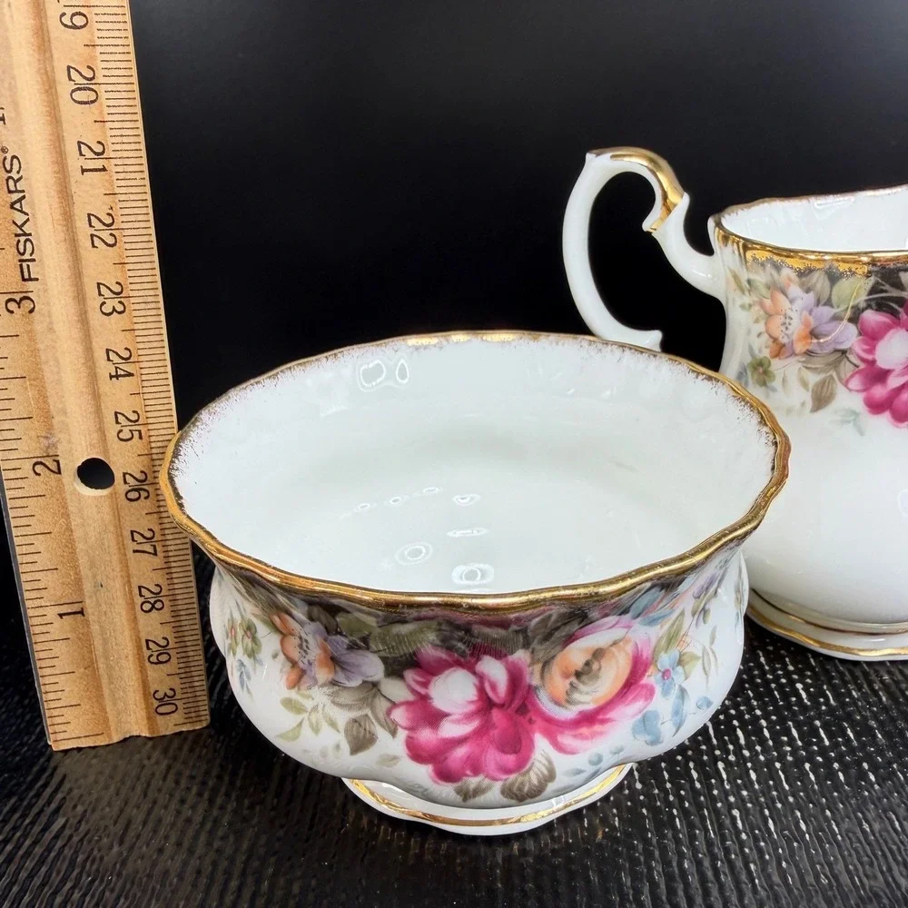 Royal Albert Autumn Roses Creamer &‎ Sugar Bowl Set Bone China Gold Trim England